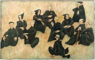 Moines assis en promenade